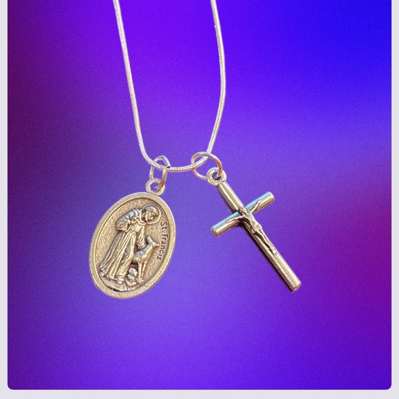 Sterling silver plated 18” with a St. Francis medal and crucifix. - Picture 10 of 11